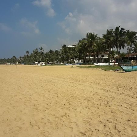 Hotel Sea Front Hikkaduwa Extérieur photo